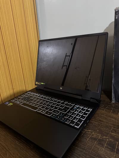 Acer Predator Helious Neo 16 Intel core 1713700HX RTX 40608gb 32Gb Ram