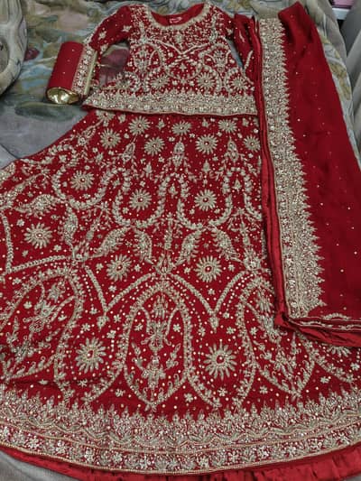 HEAVY BARAAT LEHNGA & WALIMA MAXI | LIKE NEW | 10/10