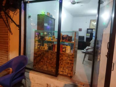 mobil counter with 12 mm glass