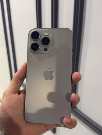 iPhone 15 Pro Max Jv