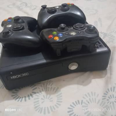 Xbox 360 with 3 controllers
