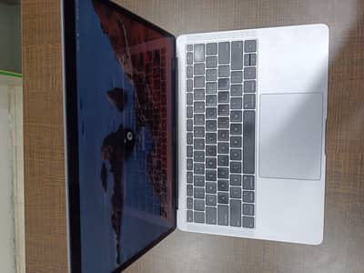 MacBook Air 2019 13-inch, Retina Display | 16GB RAM | 256GB SSD