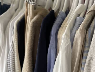 I am selling new suits in discounted prices