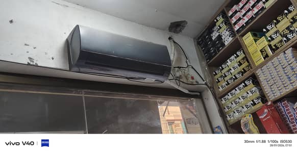 1 ton ac only 2 month used new and full warranty ac