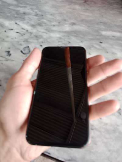 gold colour iPhone XS bypass hua hai GX ka panel acche wale Laga hai