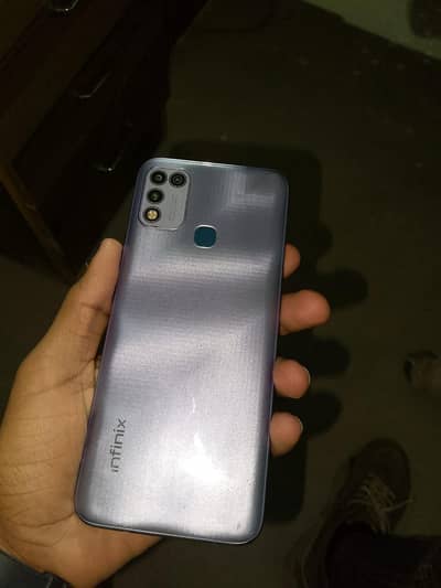 Infinix hot 10 play 2 32.03184903925