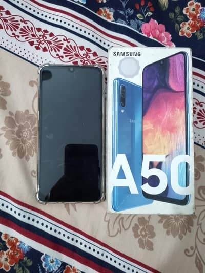 Samsung a50 4gb 128gb  only box ha  add  pura  par lena