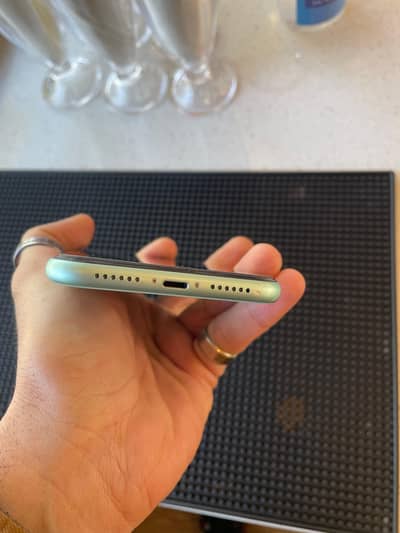 iPhone 11 fu 128 gb Face ID True Tone active not a single fault