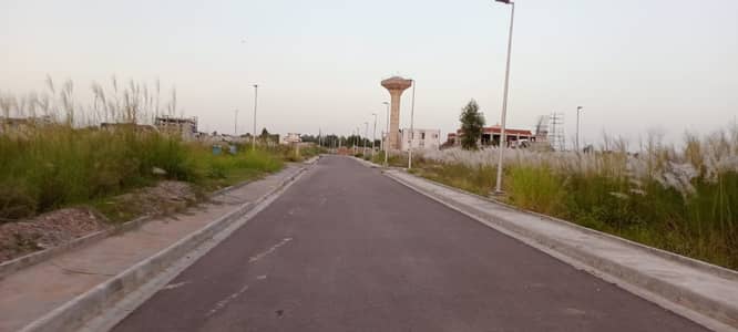 DHA Phase 5, Commercial Pair plots , Main Express way , Top of the line commercial ,Best time for the investors