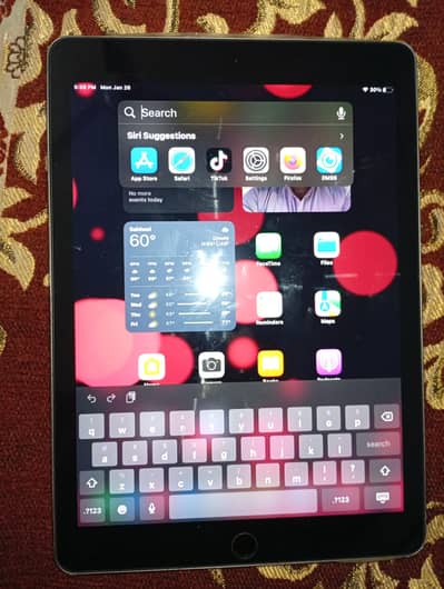 Apply air 2. . . 64gb. 100% battery health. . without clouds