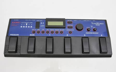 Korg AX300G Korg Toneworks AX300G Guitar Hyperperformance Processor