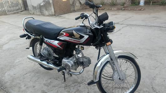 HONDA CD 70 BLACK 2025 BIKE