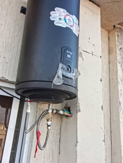 Used Electric Gyser For Sale