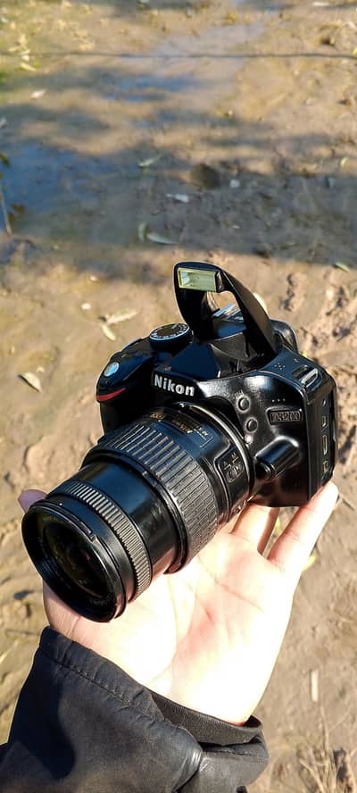 Dslr D3200 Nikon Professional Camra     Lanz 18.55mm VR G2 Atuo Nikon