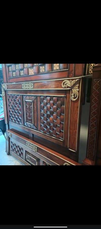 Double bed/king size bed/dressing table/bed set/Poshish bed/furniture