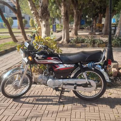 Honda CD 70 Black 2025 sticker | Original Document