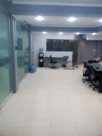 1200 Square Feet Office For rent In Rs. 150000 Only