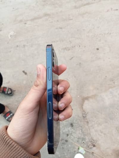 i phone 12   battery health 94   ( 64 GB ) no opne no repair