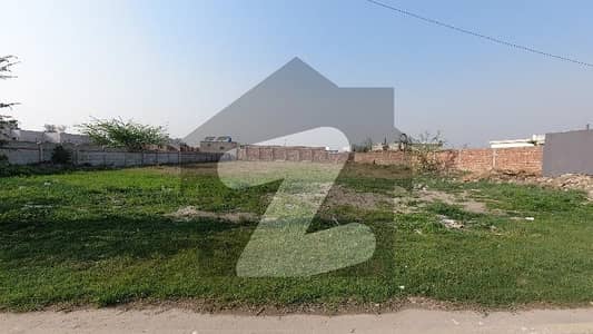 1 Kanal Farm House Plot Available For Sale In IVY Farms Lahore 4 Kanal Also Available