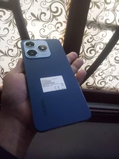 Realme c63