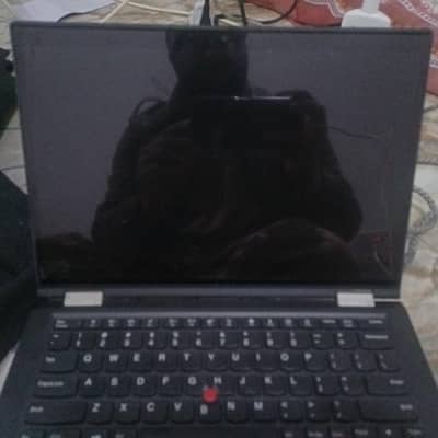 Lenovo ThinkPad X390 Yoga touch 360 | i7 8th Gen | For Parts/Repair