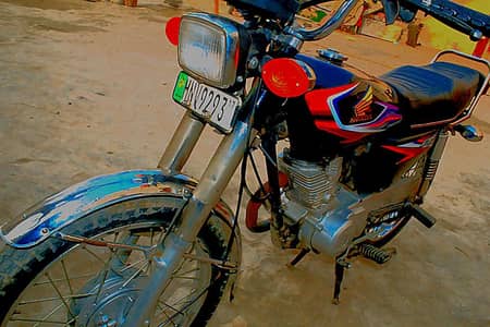 contact on 03066152592 WhatsApp