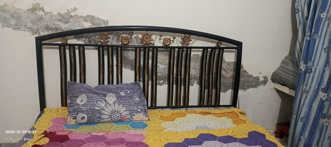 iron double bed