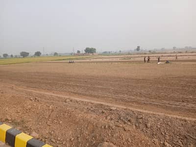 20 Marla Plot Available For Sale