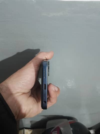 Infinix Smart 8 complete box pta approved no open repaired 4 64 GB