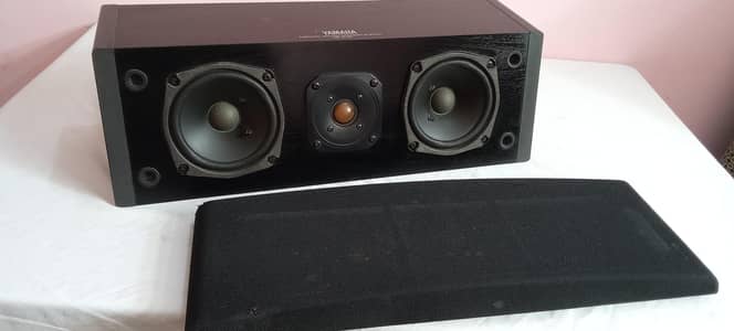 Yamaha center speaker
