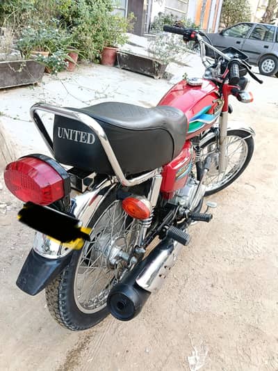 United-125