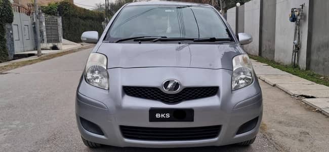 Toyota Vitz 2008 Model 1.0