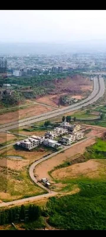 C Block 60 ft Road Plot 1