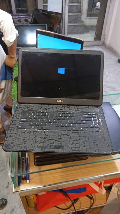 AMD e-450  Apu with Radeon HD Graphics