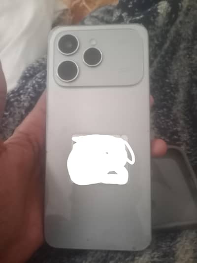 tecno spark 40 hai all ok hai 9 months ki warranty bhi hai