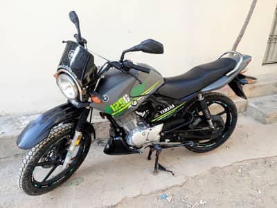 Yamaha YBR 125 G 2023 in waranty Special Genuine Matt green on my name