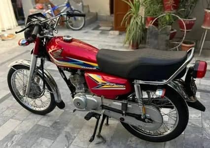 Honda CG 125 model 2019 for urgent sale
