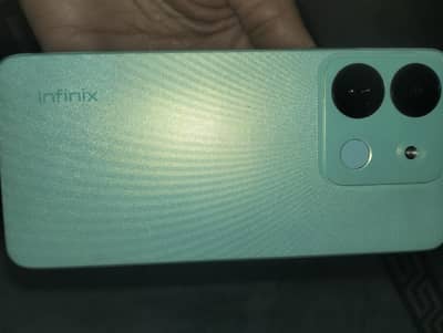 Infinix smart 7 HD  2+2 / 64 urgent sell