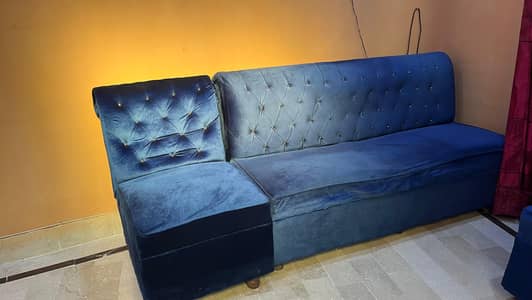 5 Seater Sofa for minumum space