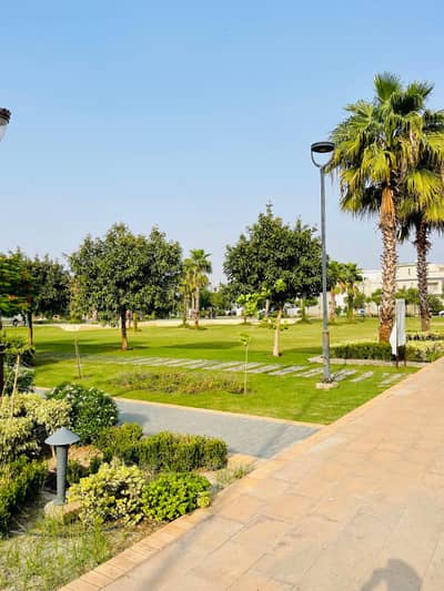 5 MARLA NEAR TO PARK PLOT AVAILABLE FOR SALE DREAM GARDENS PHASE I