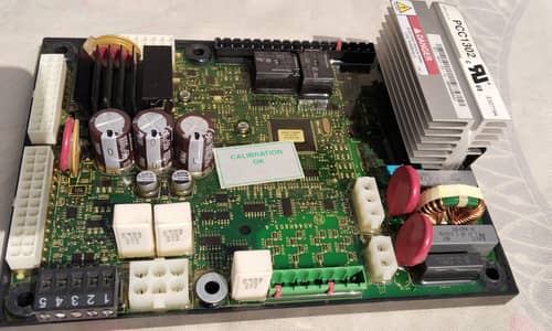 Power Command digital generator set control PCC1302. CUMMINS