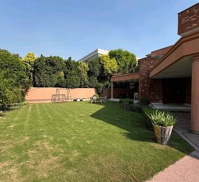 Gorgeous 2 Kanal House For sale Available In DHA Phase 3 - Block X