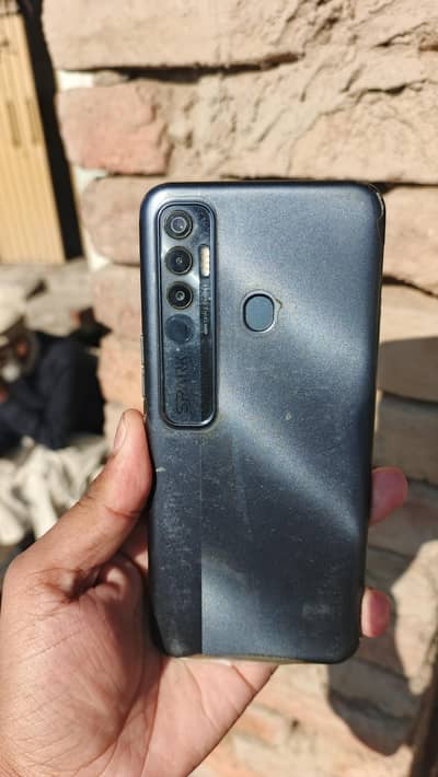 4 64 Tecno spark 7 pro