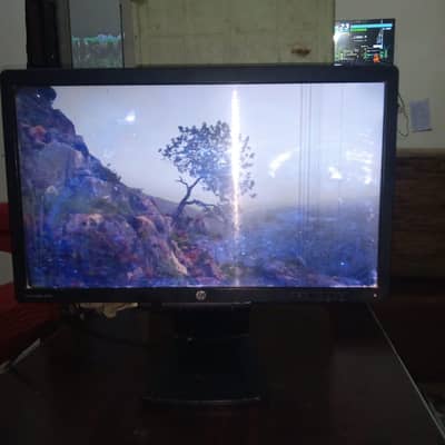19 inch monitor 4 pc and cctv