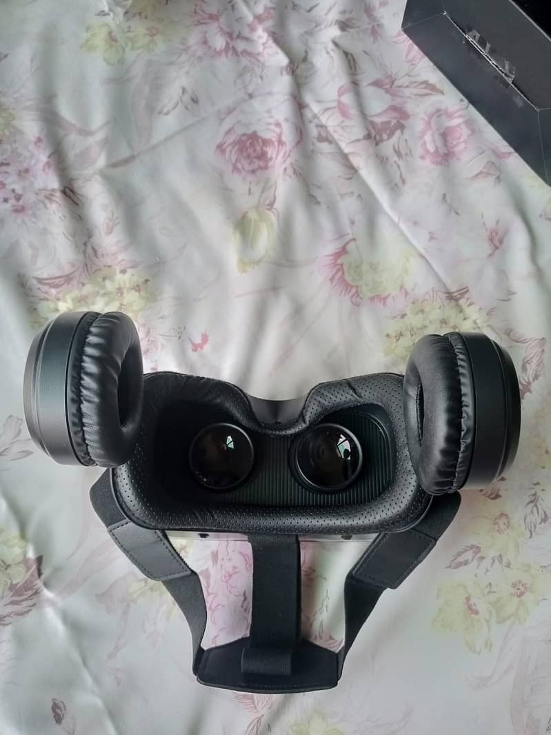 VR Headset 3