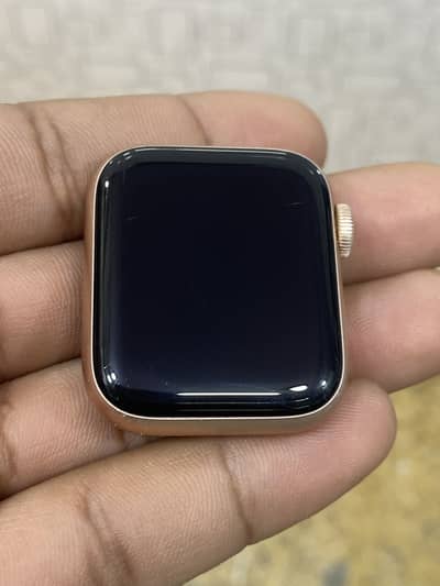 Apple watch series 6 (40mm)