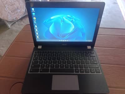 Acer 5th Generation laptop 4GB /128GB M2