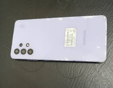 Samsung A32:Condition 10/7. . .