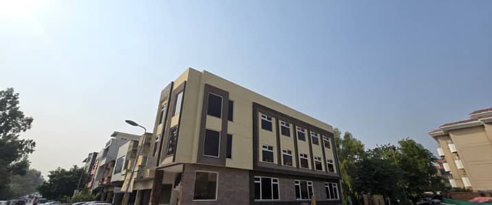 G-8 7400 Sqft Plaza with Lift and Parking available for Rent