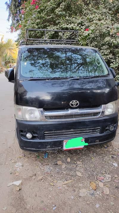 Toyota Hiace 2005
